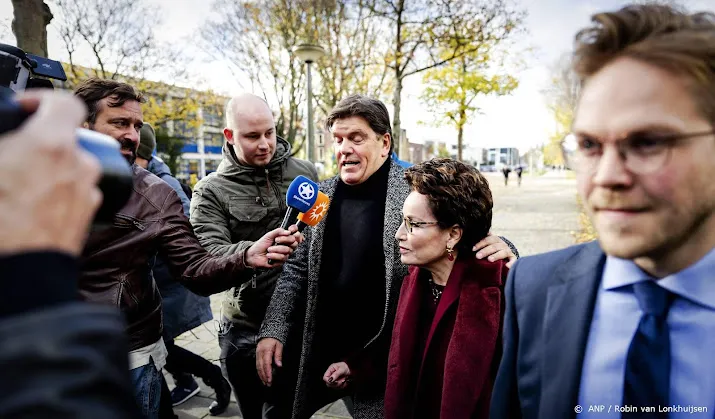 hof kan geen duidelijkheid geven over gratieverzoek masmeijer