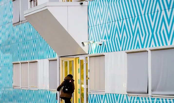 hoger beroep in zaak amsterdams haga lyceum uitgesteld