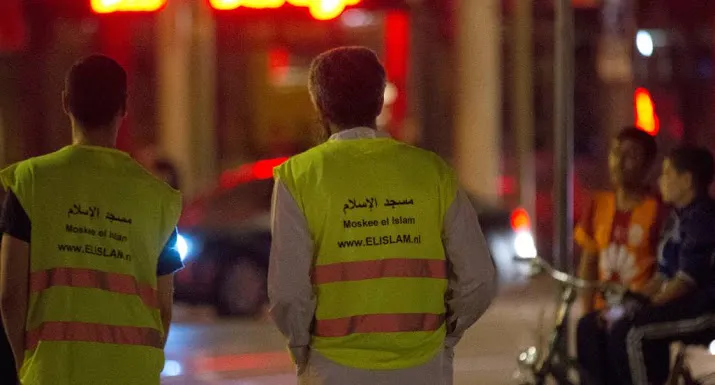 hollandse gele hesjes gaan de straat op