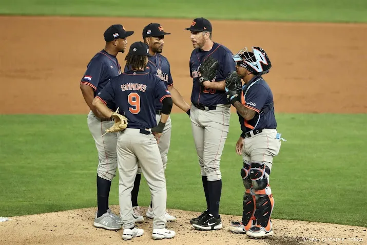 honkballers na zware nederlaag tegen italie uitgeschakeld op wbc