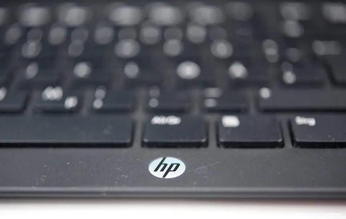 hp inc merkt sterke vraag naar pcs