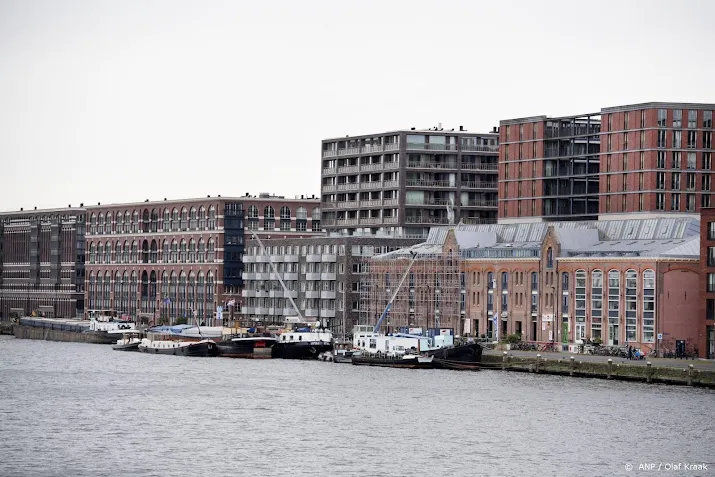 huishoudens en bedrijven betalen 2 procent meer gemeenteheffingen