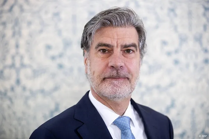 huiszoeking bij medewerker van fvd europarlementarier de graaff