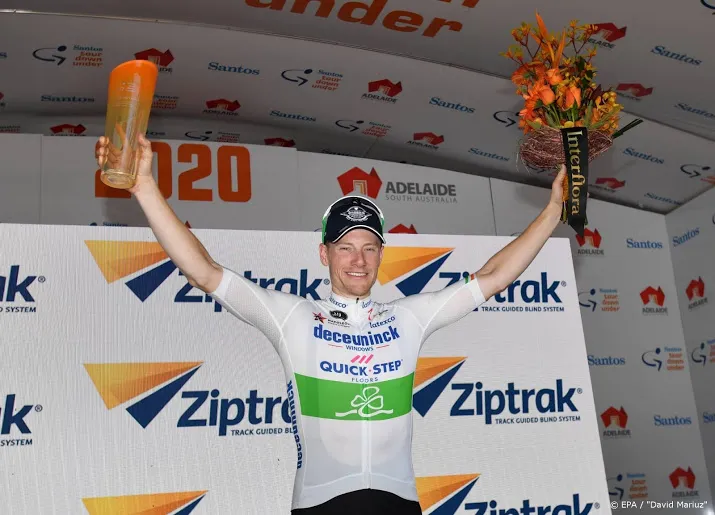 ierse renner bennett pakt zege in derde etappe ronde van wallonie