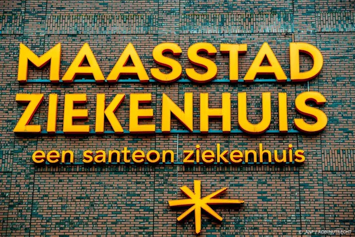 in juli behandeling zaak vader die dochter doodde in ziekenhuis