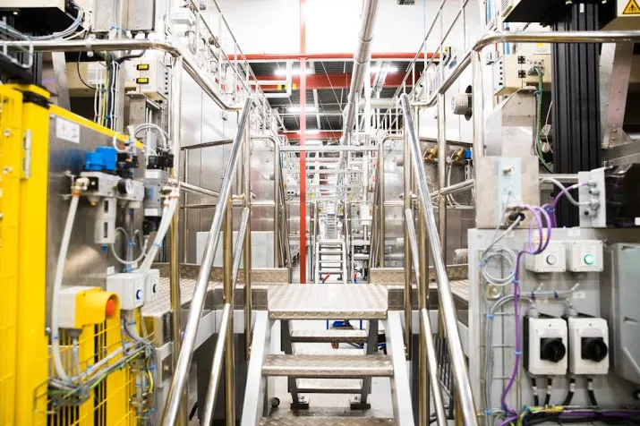 industriele productie omhoog in februari