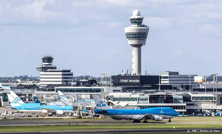 inspectie schiphol moet dieselvoertuigen op platform vervangen