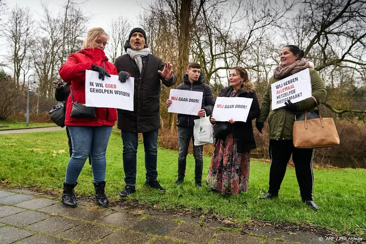 inspecties onderzoeken omgang jeugdbescherming met toeslagenouders