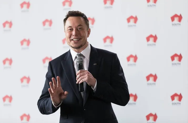 investeerders klagen elon musk en tesla aan