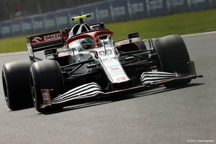 italiaan giovinazzi moet weg bij formule 1 team alfa romeo