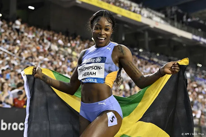 jamaicaanse sprintkampioene thompson herah breekt met coach