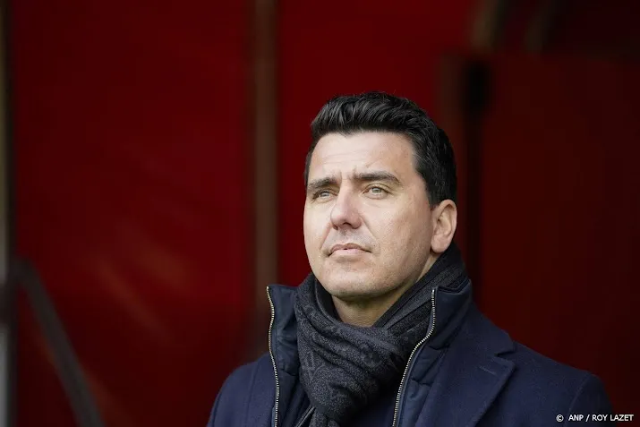 jan smit vertrek uit songfestivalcomite niet vanwege mia en dion
