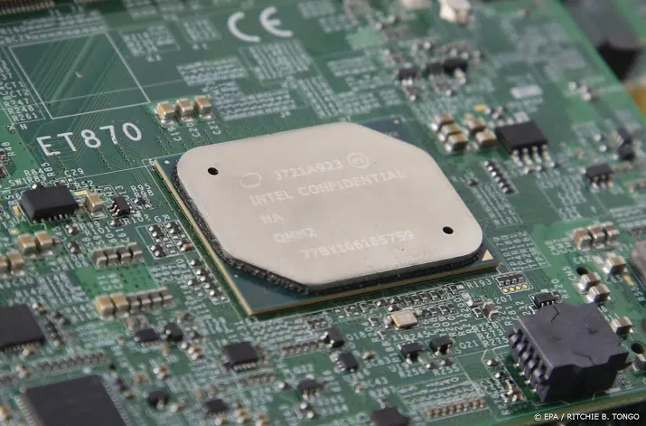japan moet miljarden pompen in chipindustrie