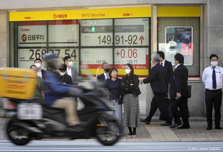 japanse yen daalt verder stond sinds 1990 niet zo laag