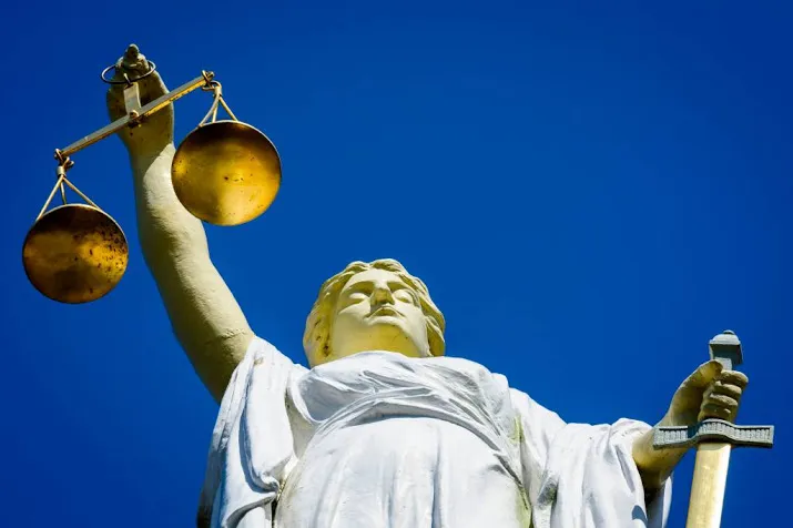 jeugddetentie voor bedreiging burgemeester