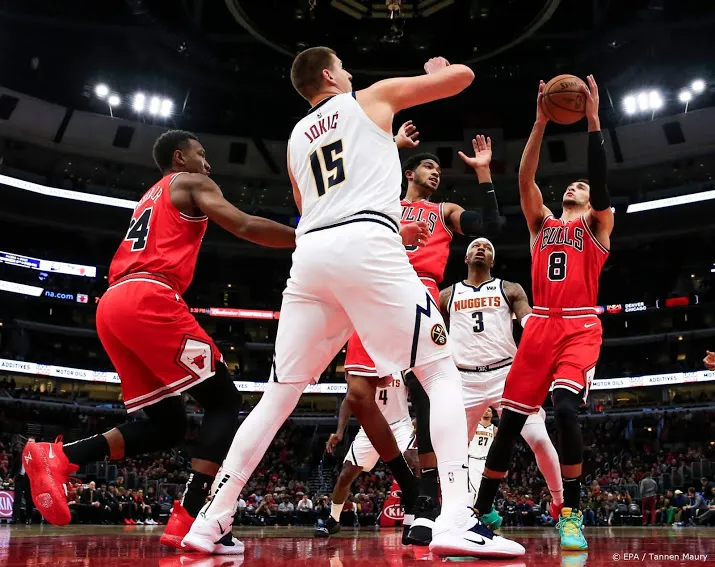jokic houdt nuggets in spoor van warriors