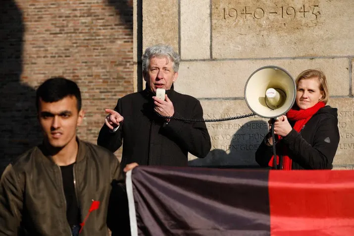 jubilerend amnesty moderniseert actievoeren