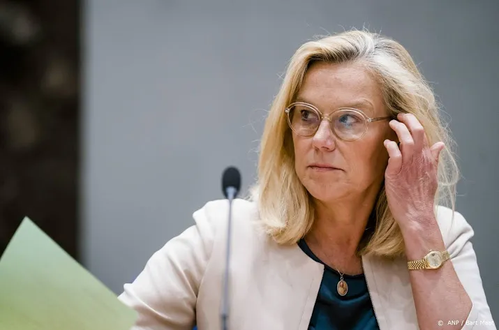 kaag volksbank nog niet klaar voor besluit over privatisering