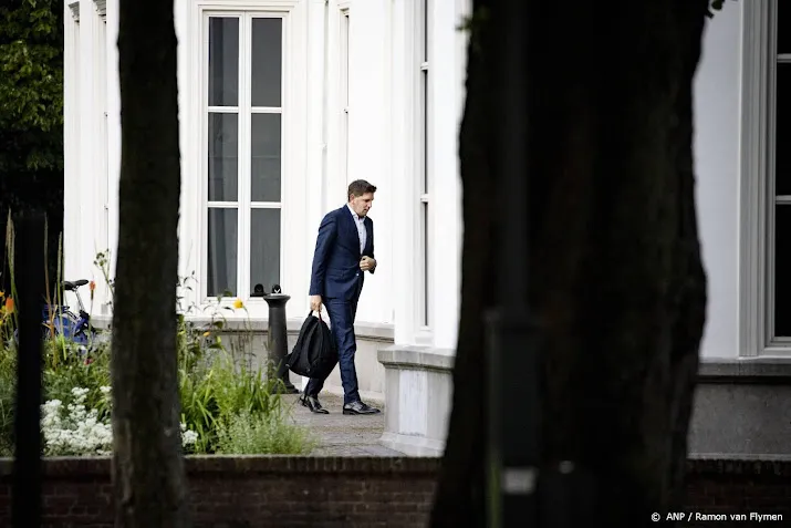 kabinet en coalitie wachten lastige klussen erkent ook d66