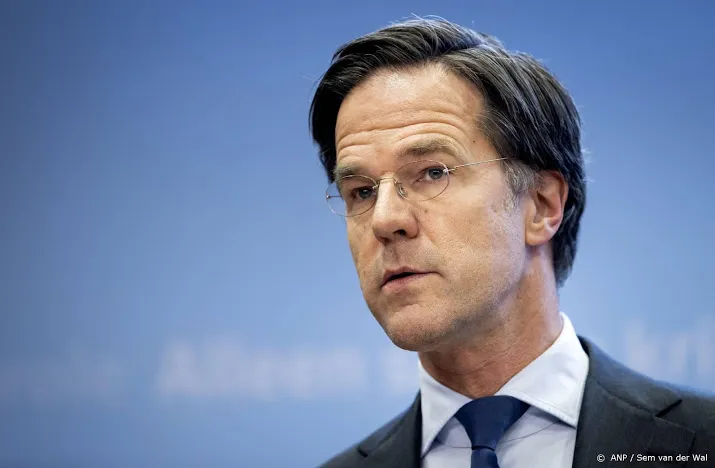 kabinet gaat wat meer risico nemen met corona