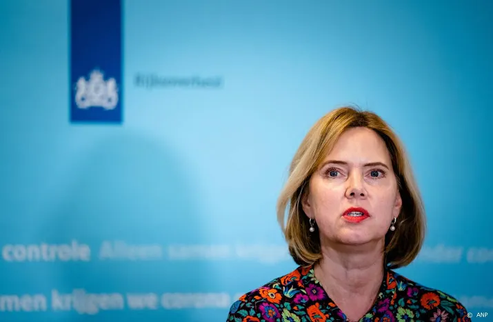 kabinet wil terugkeerder uit coronagebied 2 weken in quarantaine