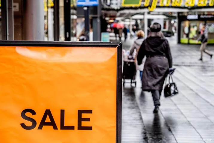 kabinet ziet af van verbod op uitverkoop tot 1 juli