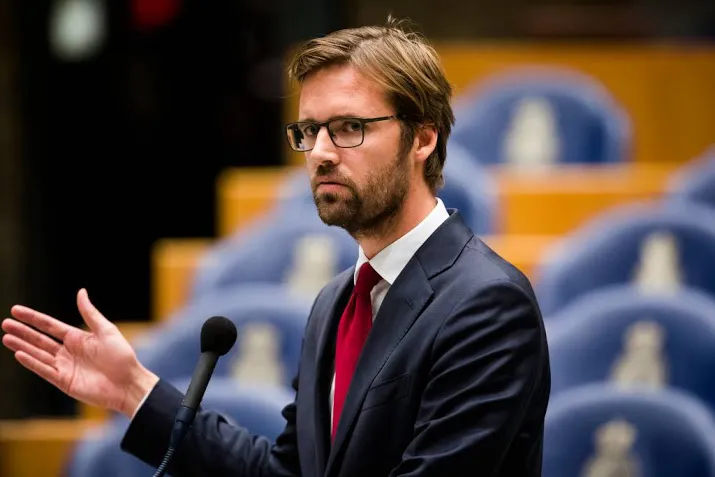 kamer vindt russisch gedrag onacceptabel