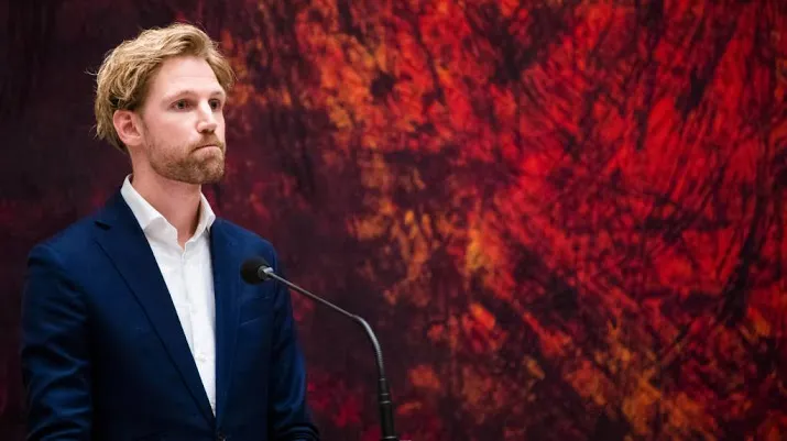 kamer wil apk voor werkenden