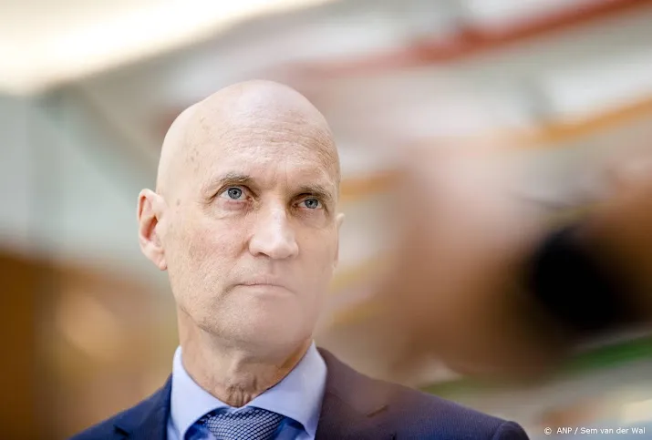 kamer wil sneller en beter coronaplan van minister