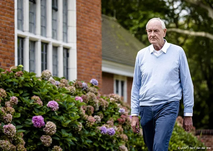 kamer wil van remkes stand van zaken formatie weten