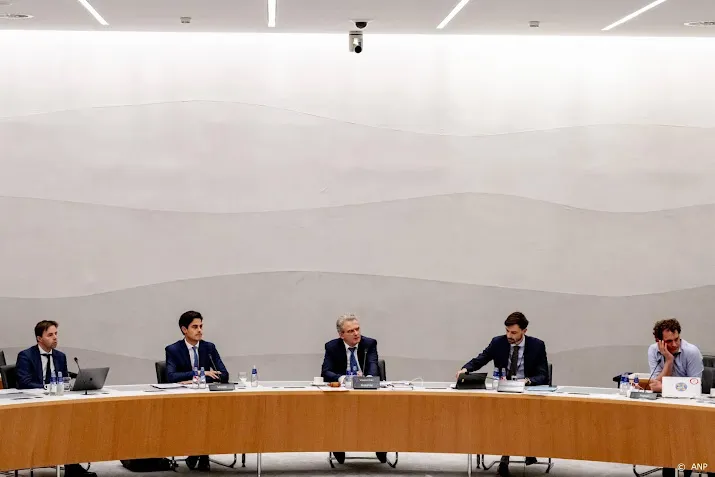 kamer wil veel meer doen om gebruik russisch gas af te bouwen
