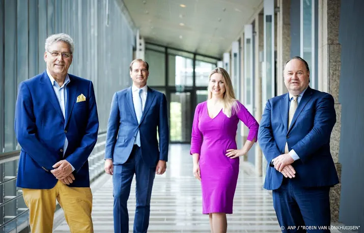 kamerlid van kooten breekt met nieuwe partij henk krol