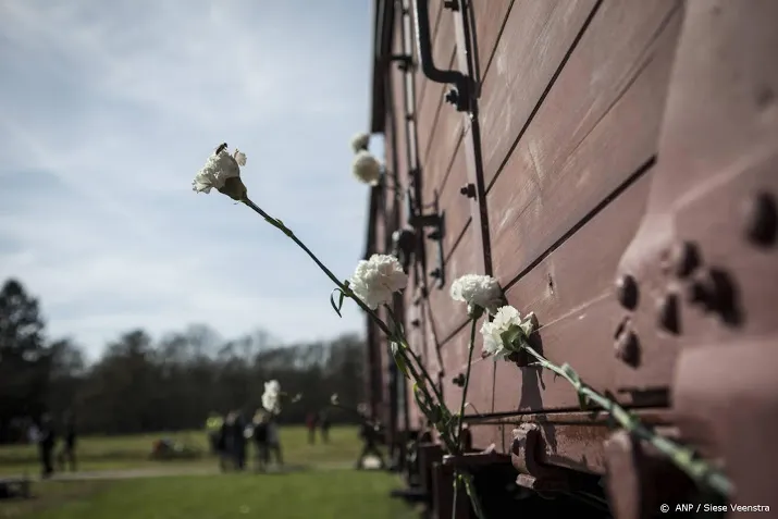 kamp westerbork herdenkt nu toch online