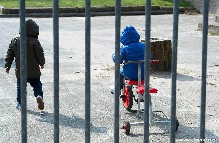 kind beschoten tijdens spelen op schoolplein in barneveld