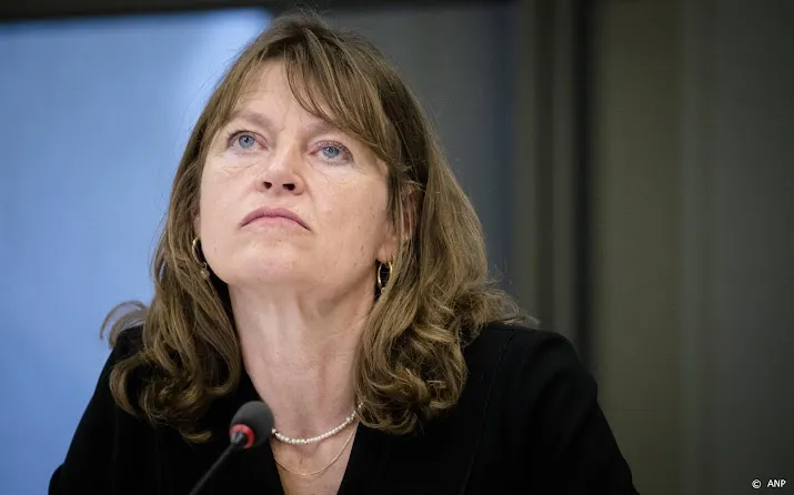 kinderombudsvrouw wil pesten in de toekomst strafbaar stellen