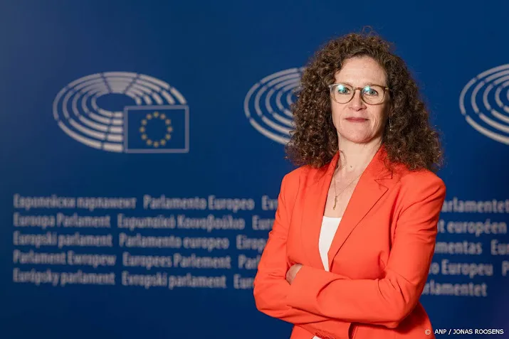 klachten over europarlementarier bezegelen breuk brussels d66