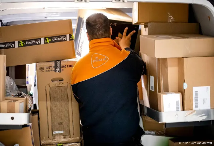 kleine postvervoerder delft onderspit in kort geding tegen postnl