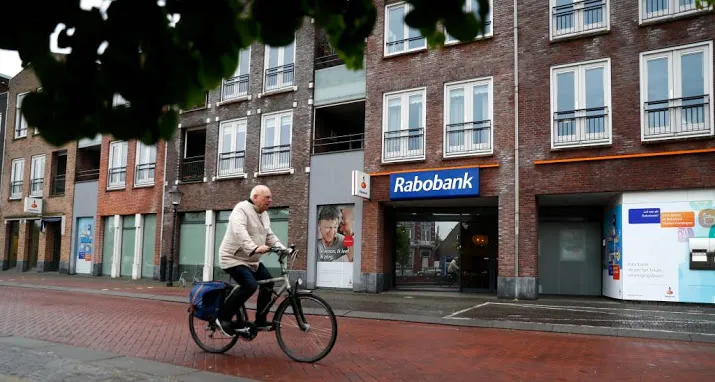 kluisrovers met miljoenenbuit in beeld