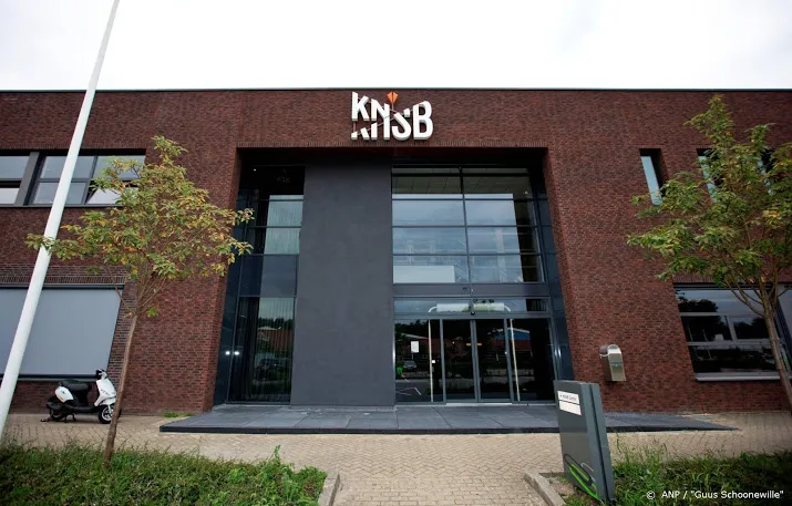 knsb zoekt dringend officials voor kunstrijden