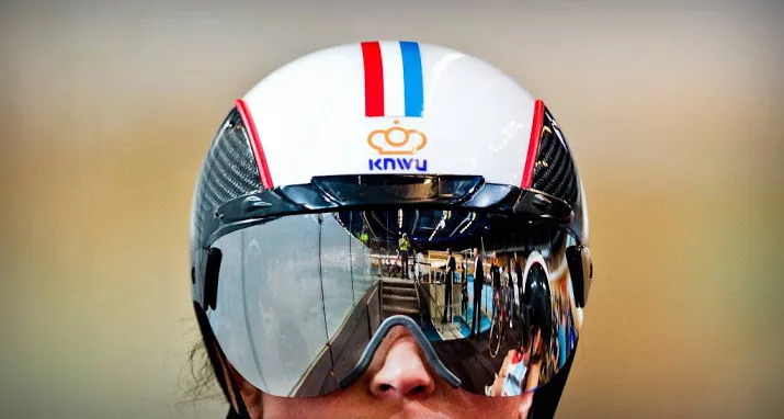 knwu strikt hoofdsponsor