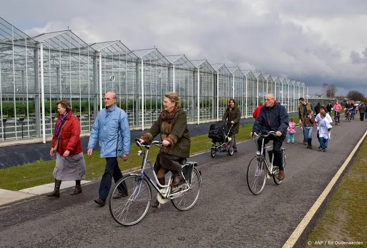 kom in de kas biedt weer kijkje onder glas