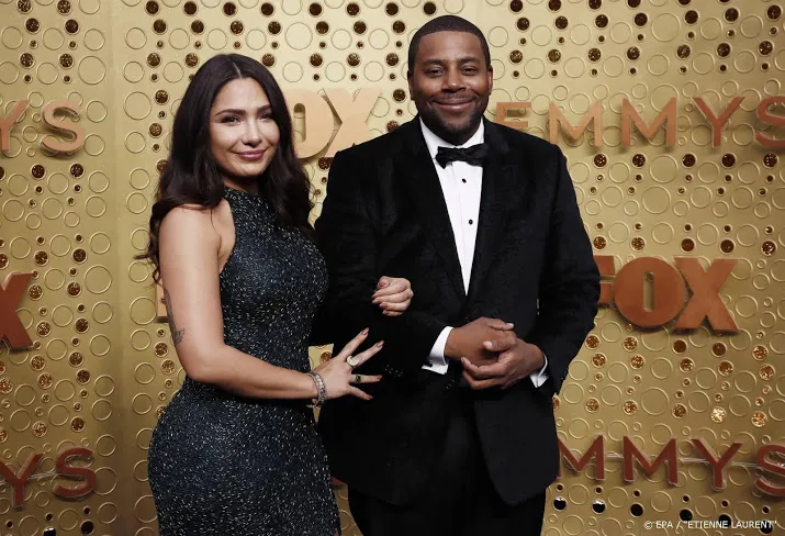 komiek kenan thompson presenteert correspondents dinner in vs
