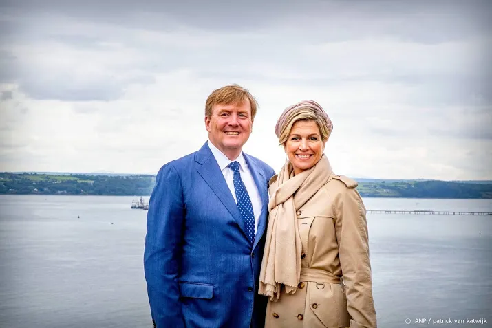 koning en koningin in oktober naar india