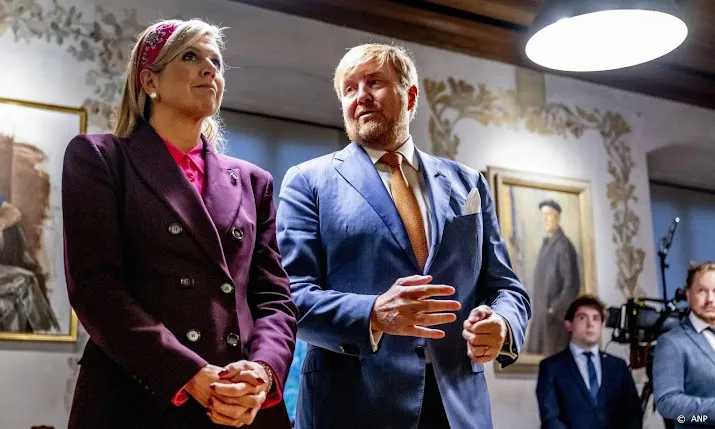 koning gaat inhoudelijk niet in op 45 ton extra voor koningshuis