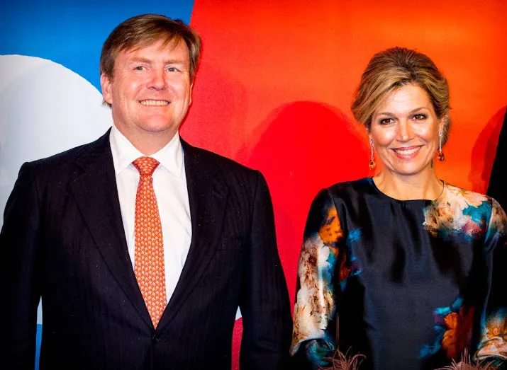 koningspaar aangekomen in peking