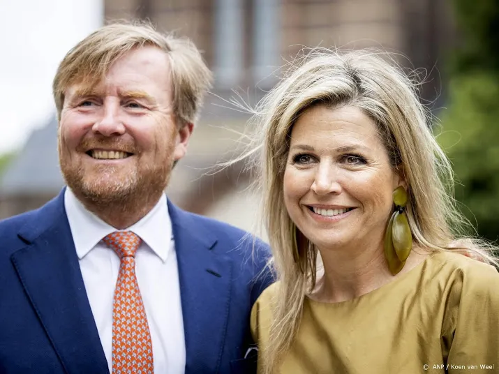 koningspaar in berlijn voor eerste staatsbezoek in 16 maanden