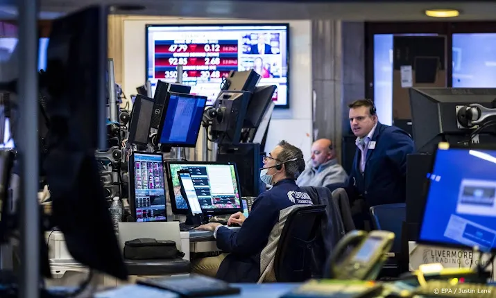 koopjesjagers helpen wall street op laatste moment aan winst