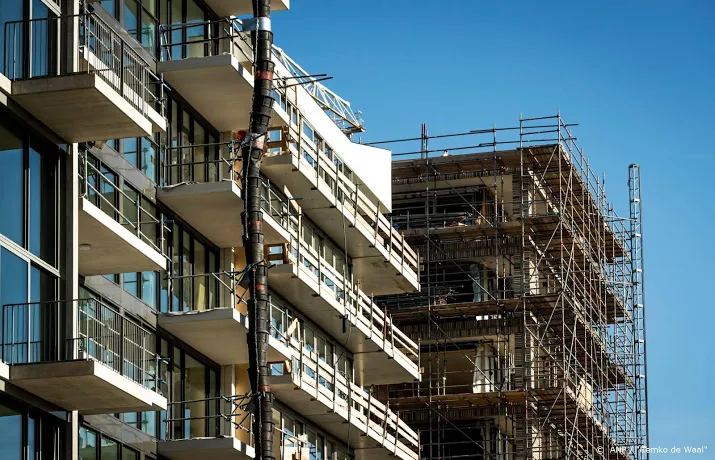 koper nieuwbouw in amsterdam moet huis zelf bewonen
