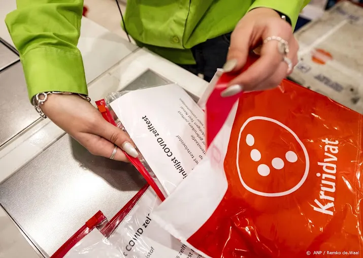 kruidvat en trekpleister doen plastic wegwerptasjes in de ban