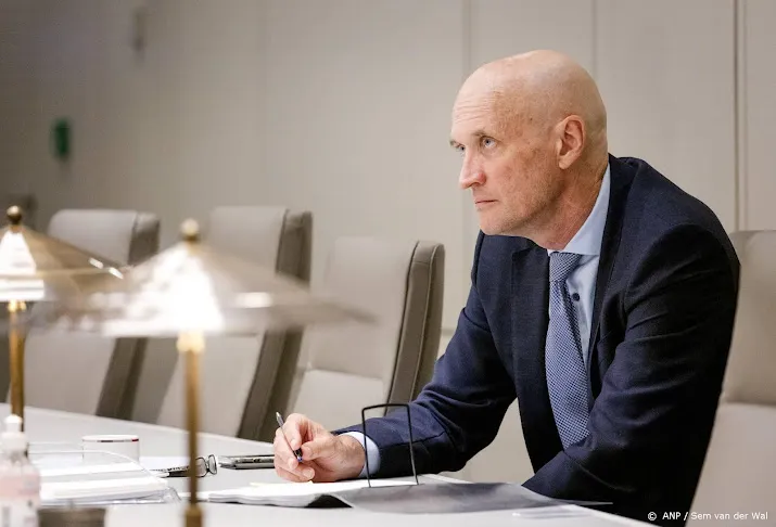 kuipers past omstreden werkwijze voor wob verzoeken niet aan